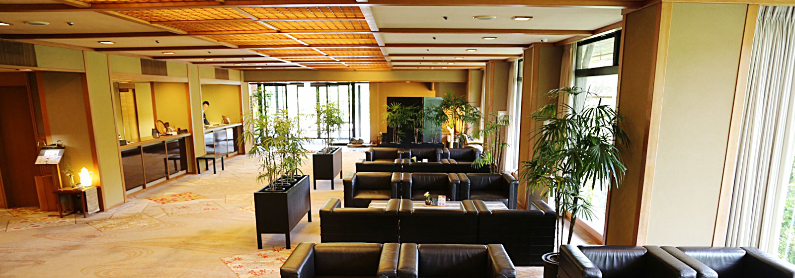 「銀水荘 兆楽」